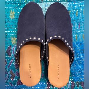 Anthropologie Midnight Blue Studded clogs. NEW Size 9